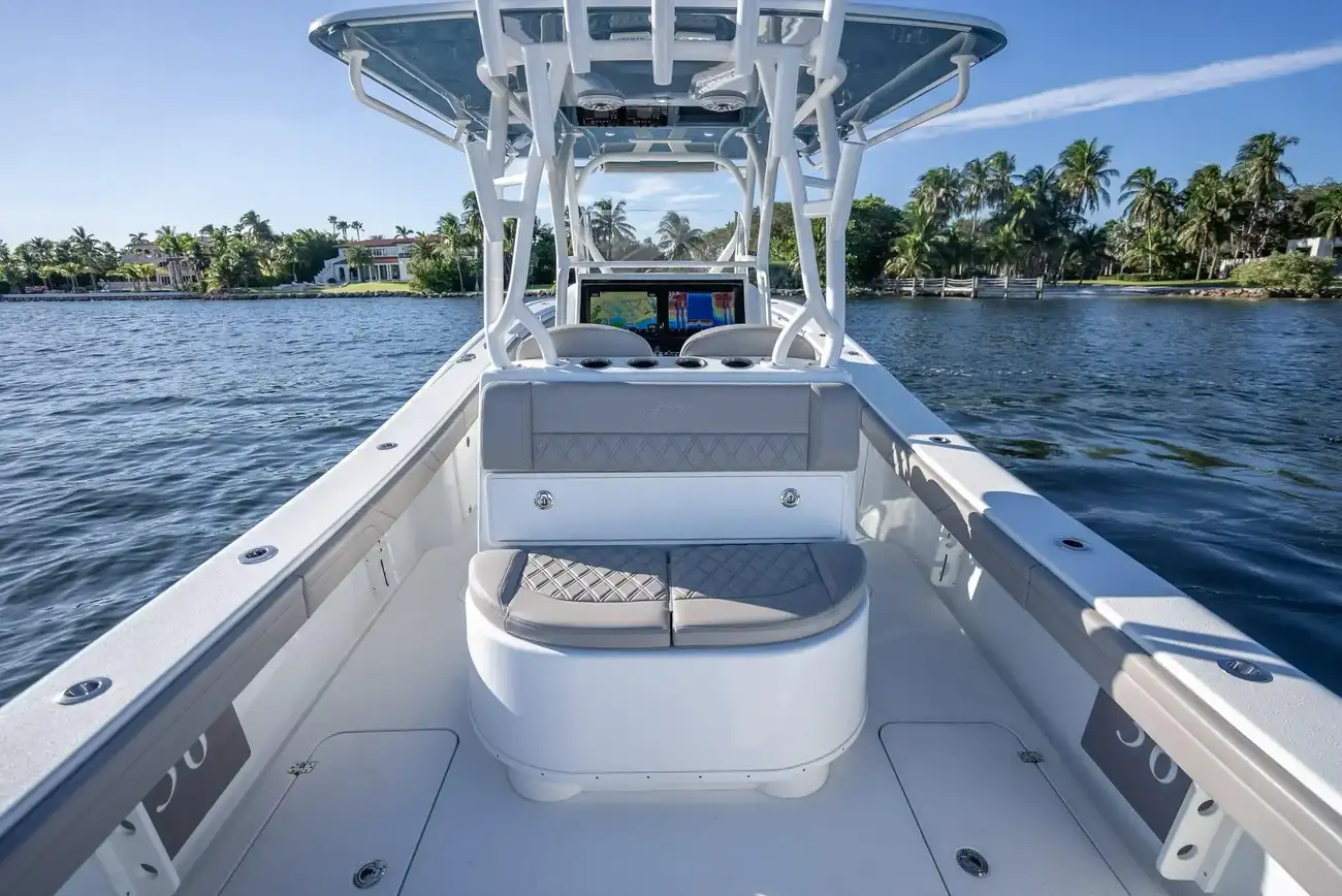 Thumbnail von Yellowfin 36 Offshore