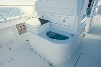 Thumbnail von Yellowfin 32 Offshore