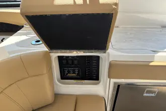 Thumbnail von Sea Ray SLX 400 fuera de borda