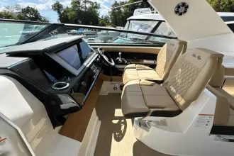 Thumbnail von Sea Ray SLX 400 fuera de borda