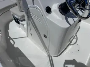 Thumbnail von Boston Whaler 170 Montauk