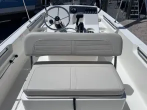 Thumbnail von Boston Whaler 170 Montauk