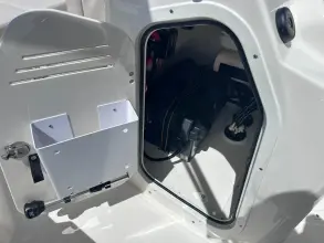 Thumbnail von Boston Whaler 170 Montauk