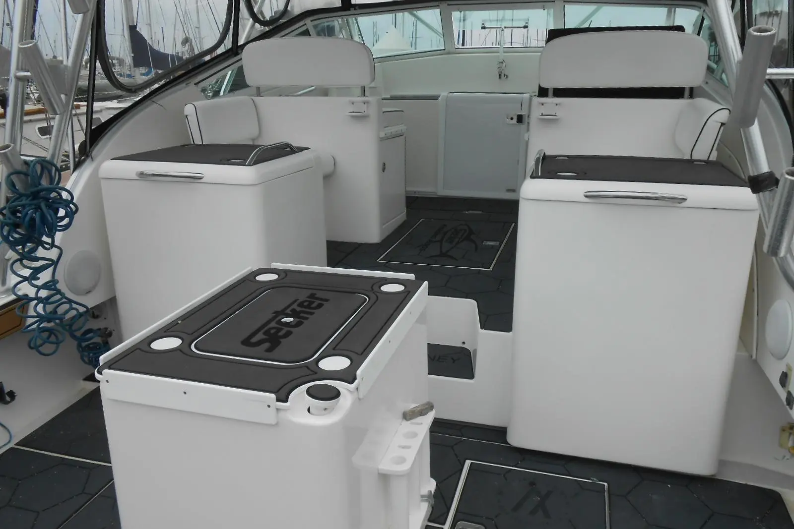 Thumbnail von Topaz 32 Express