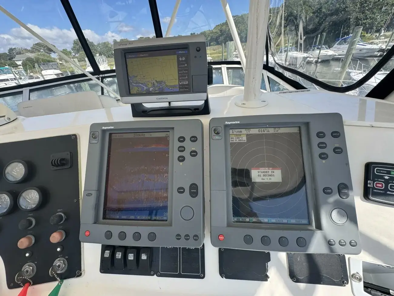 Thumbnail von Silverton 42 Convertible She's From Boston