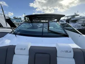 Thumbnail von Cruisers Yachts 34 GLS