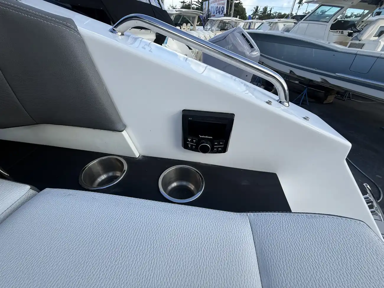 Thumbnail von Cruisers Yachts 34 GLS