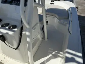 Thumbnail von Boston Whaler 190 Montauk