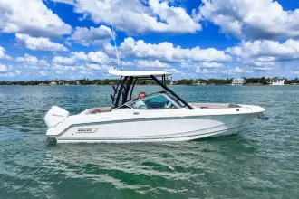 Thumbnail von Boston Whaler 240 Vantage