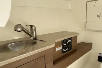 Thumbnail von Boston Whaler 280 Vantage