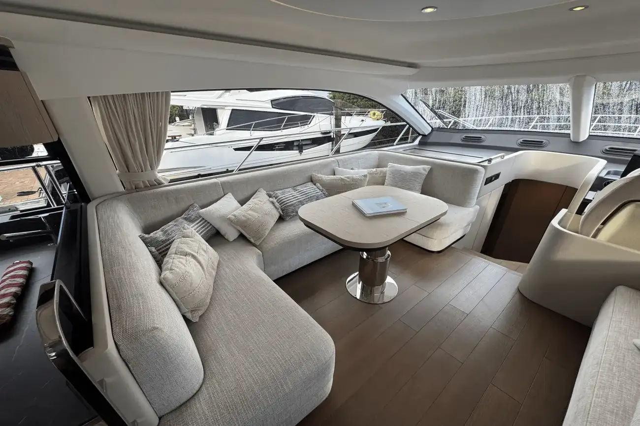 Thumbnail von Azimut Fly 53