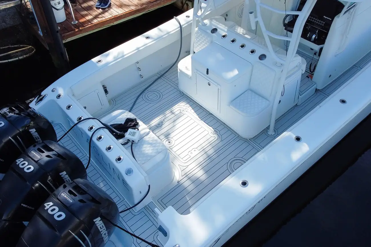 Thumbnail von Yellowfin 42 Offshore