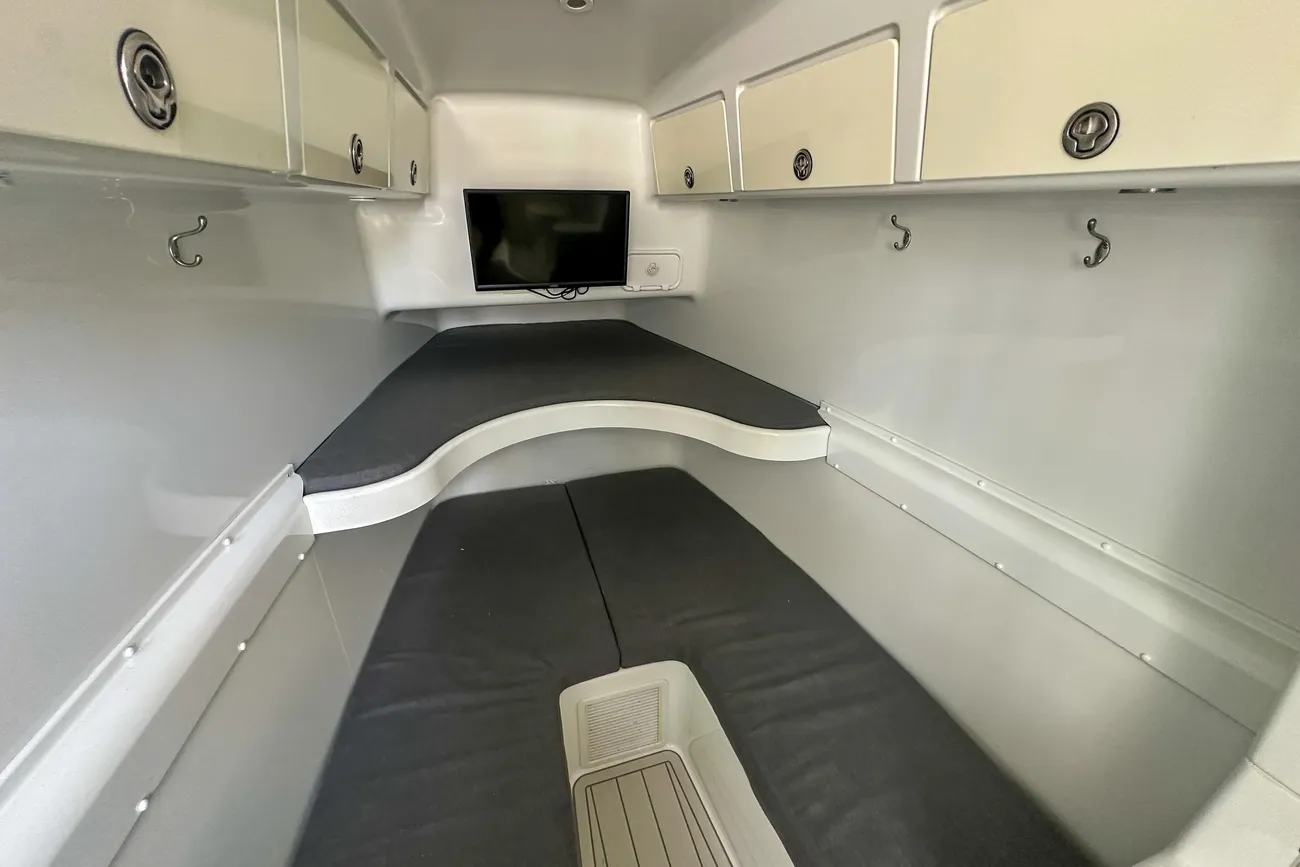 Thumbnail von Yellowfin 42 Offshore