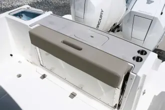 Thumbnail von Boston Whaler 330 Vantage