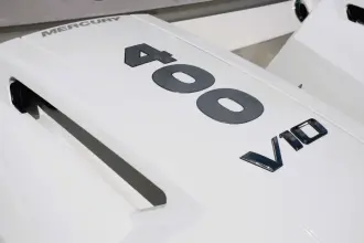 Thumbnail von Boston Whaler 330 Vantage