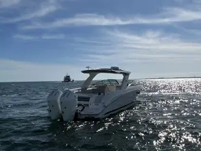 Thumbnail von Sea Ray SLX 350 Außenborder