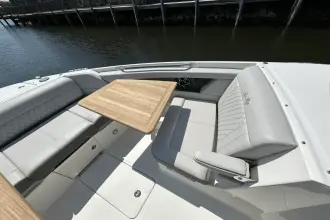 Thumbnail von Sea Ray SLX 350 Außenborder