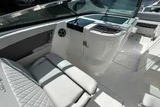 Thumbnail von Sea Ray SLX 350 Außenborder