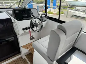Thumbnail von Sealine S335V