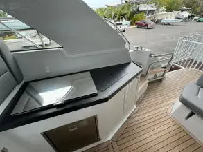 Thumbnail von Sealine S335V