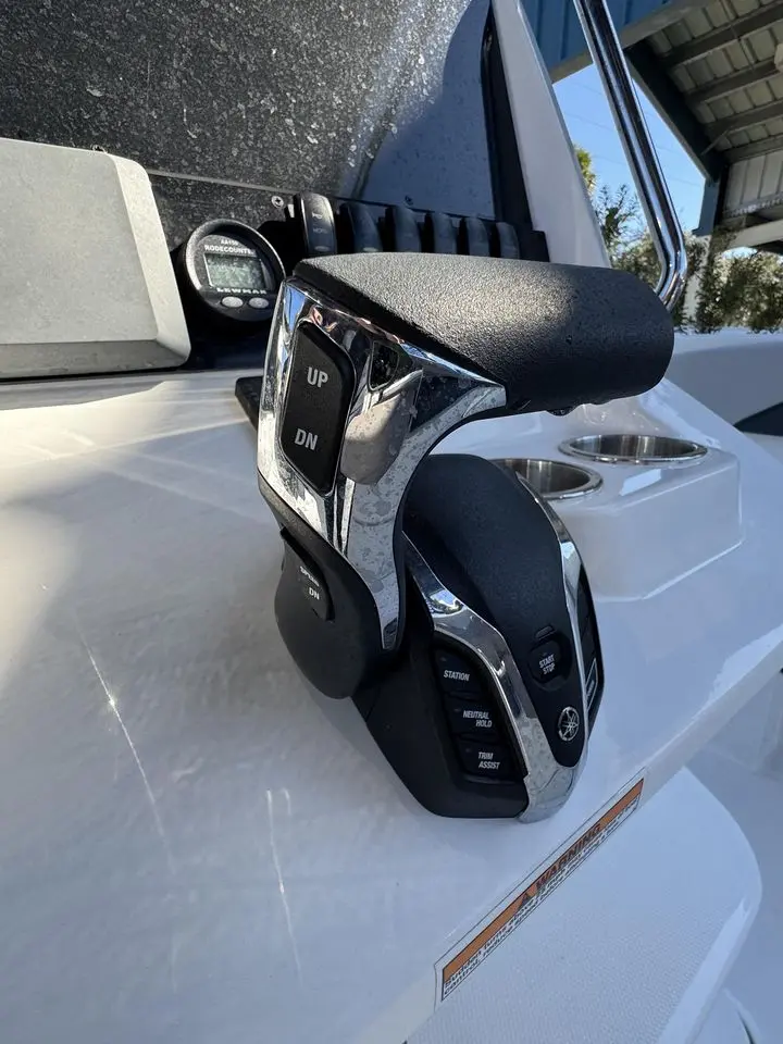 Thumbnail von Hurricane SunDeck OB 2400