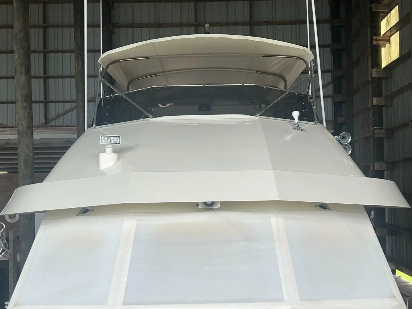 Thumbnail von Hatteras 65 Convertible