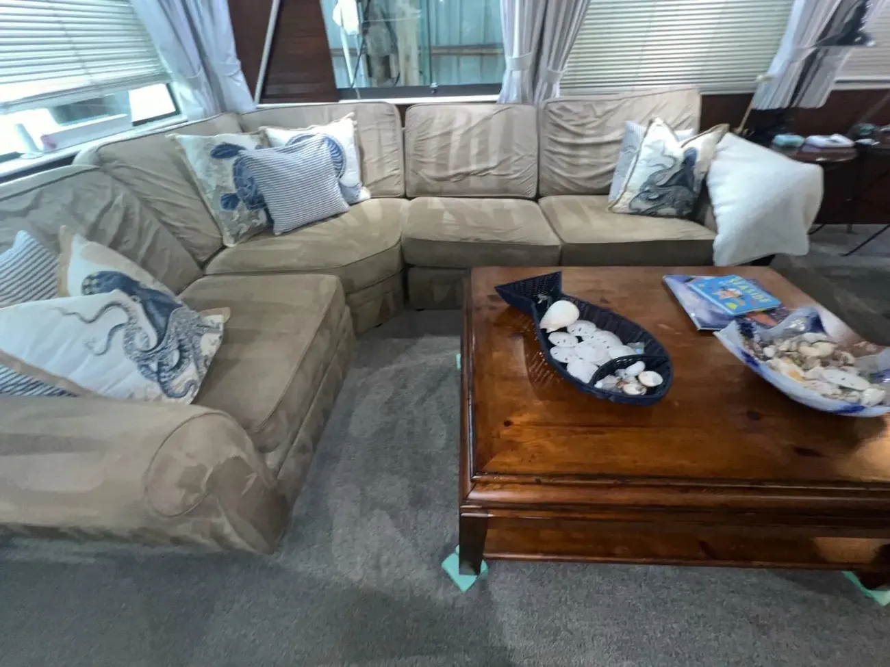 Thumbnail von Hatteras 65 Convertible