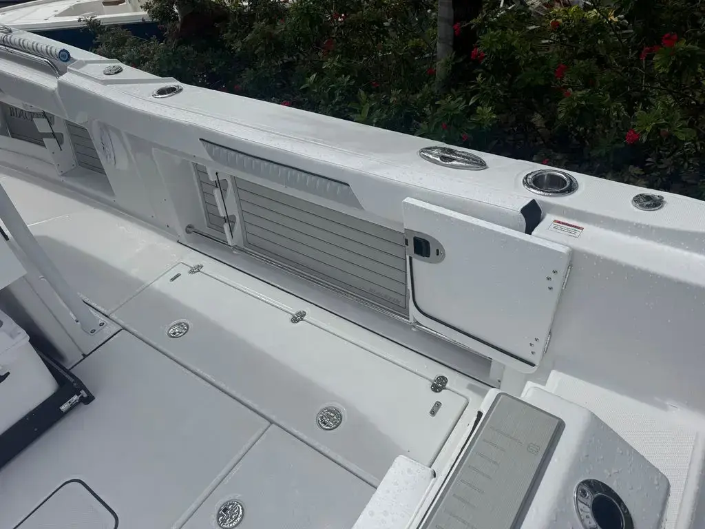 Thumbnail von Blackfin 302 CC