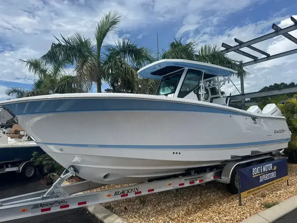 Thumbnail von Blackfin 302 CC