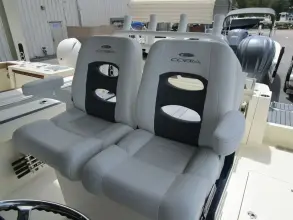 Thumbnail von Cobia 296 Center Console