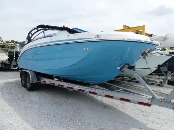 Hurricane SunDeck 2600 OB