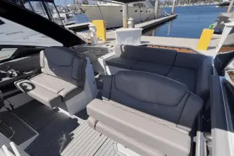 Thumbnail von Cruisers Yachts 338 SS