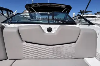 Thumbnail von Cruisers Yachts 338 SS
