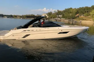 Thumbnail von Cruisers Yachts 338 SS