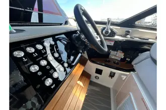 Thumbnail von Sea Ray 370 Sundancer Outboard