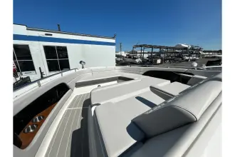 Thumbnail von Sea Ray 370 Sundancer Outboard