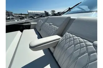 Thumbnail von Sea Ray 370 Sundancer Outboard