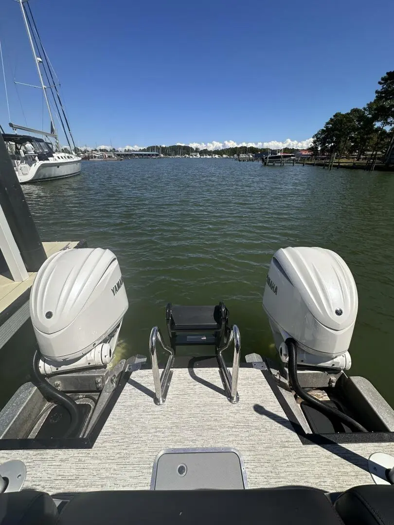 Thumbnail von Bennington 27 QXFBWAX2