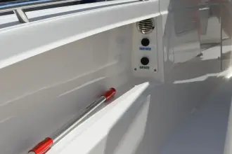 Thumbnail von Tiara Yachts 34 LS Station Break