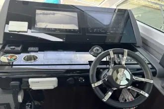 Thumbnail von Cruisers Yachts 60 Cantius