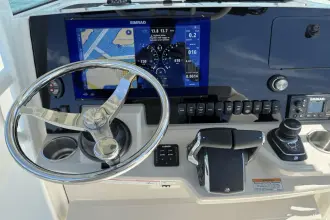 Thumbnail von Boston Whaler 280 Dauntless