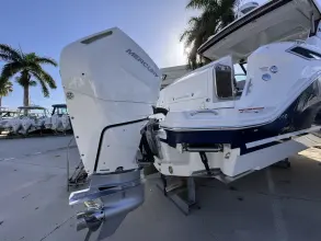 Thumbnail von Sea Ray 320 Sundancer fuera de borda