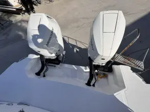 Thumbnail von Sea Ray 320 Sundancer fuera de borda
