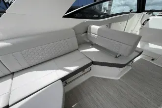 Thumbnail von Sea Ray 320 Sundancer fuera de borda