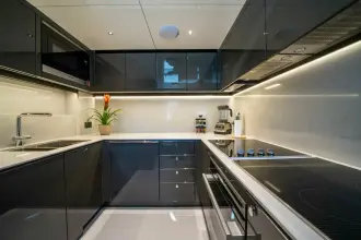 Thumbnail von Sunseeker 100 Yacht