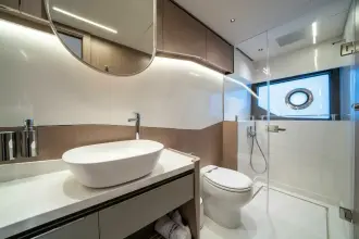 Thumbnail von Sunseeker 100 Yacht