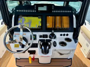 Thumbnail von Everglades 273 CC