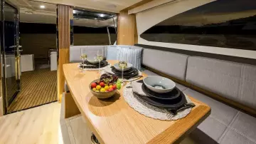 Thumbnail von Riviera 395 Suv