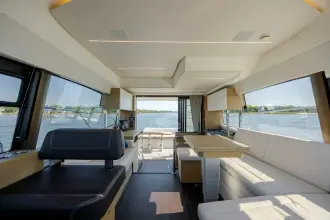 Thumbnail von Prestige 420