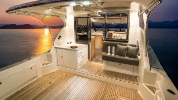 Thumbnail von Riviera 445 Suv